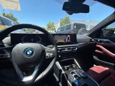 2024 BMW i4 eDrive35 CLEAN CARFAX PREMIUM PACKAGE!