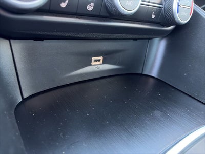 2018 Alfa Romeo Giulia Base AWD COLD WEATHER AND 3D NAVIGATION