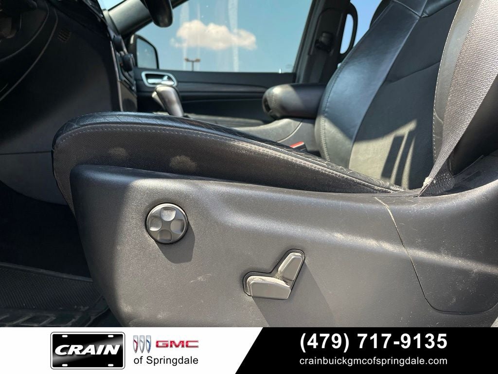 2021 Jeep Grand Cherokee Laredo X ALTITUDE APPEARANCE PACKAGE