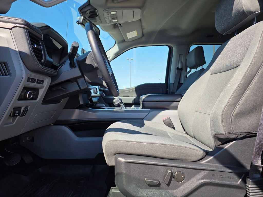 2024 Ford F-150 Lightning Flash