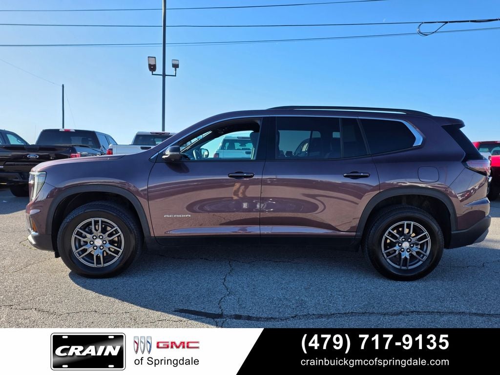 2025 GMC Acadia Elevation