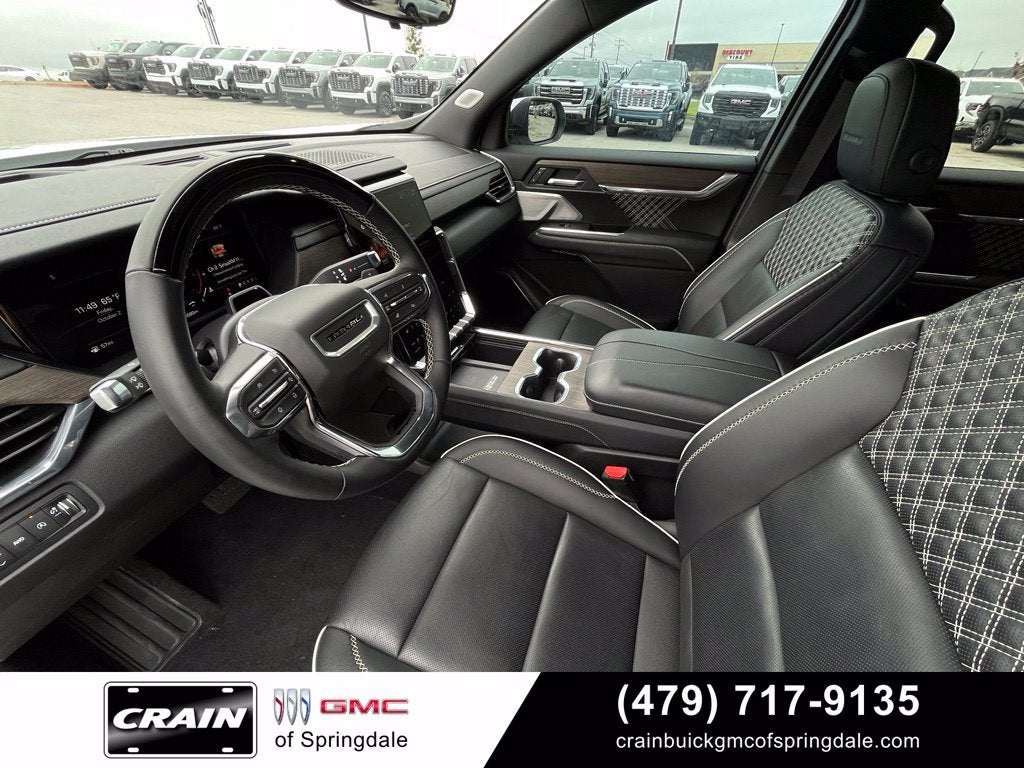2024 GMC Acadia Denali