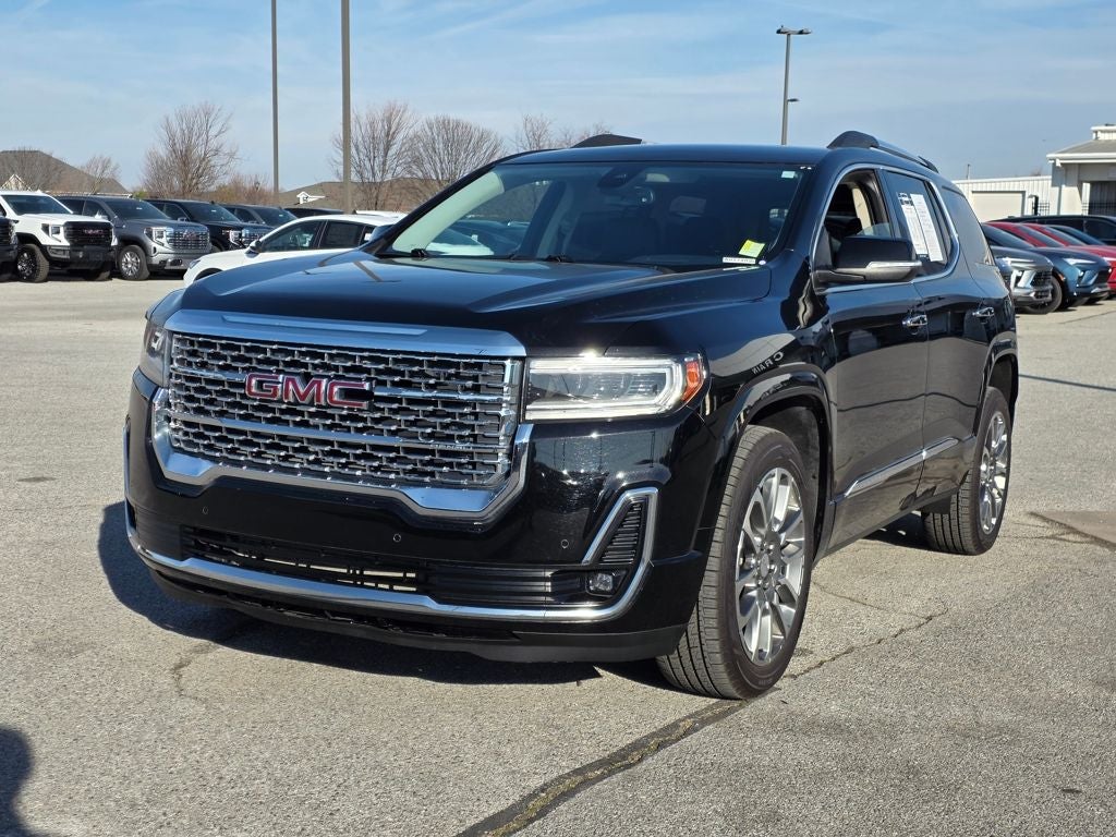 2023 GMC Acadia Denali