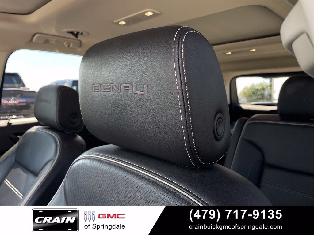 2022 GMC Acadia Denali