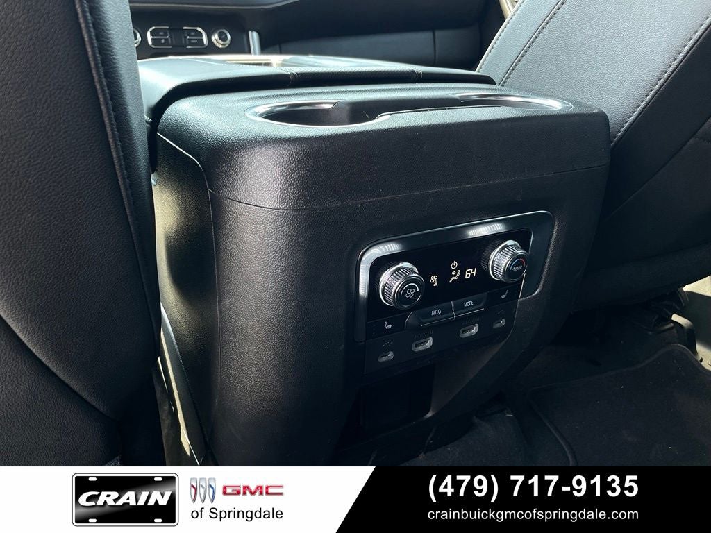 2021 GMC Yukon SLT PREMIUM & LUXURY PACKAGE