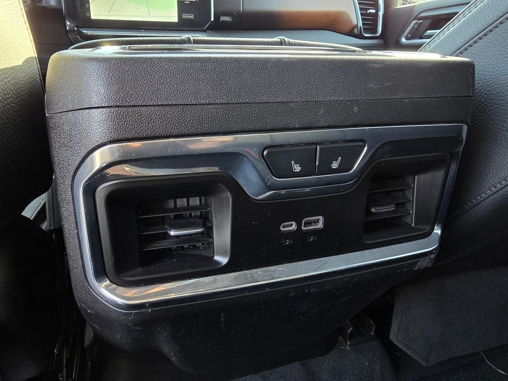 2025 GMC Sierra 2500HD Denali