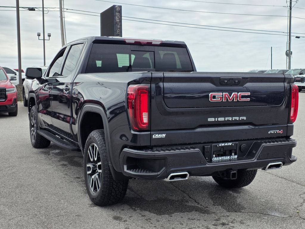 2025 GMC Sierra 1500 AT4