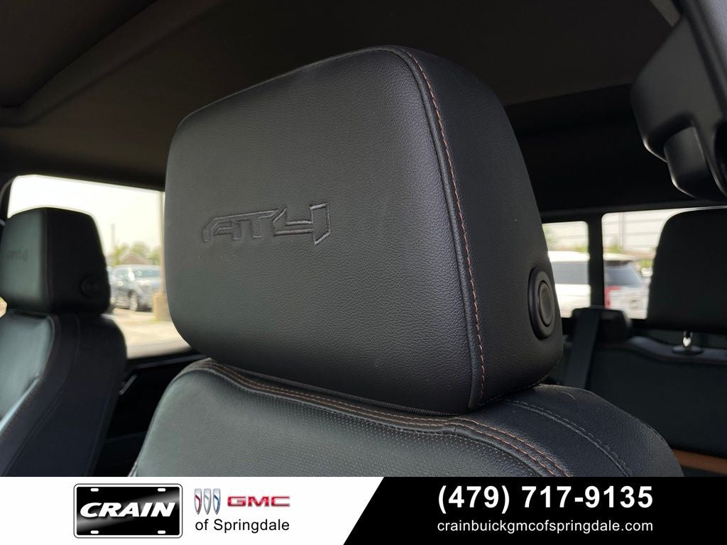 2023 GMC Sierra 1500 AT4 Premium Package
