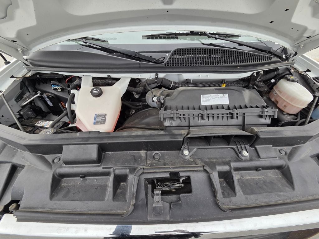 2023 GMC Savana 2500 Work Van