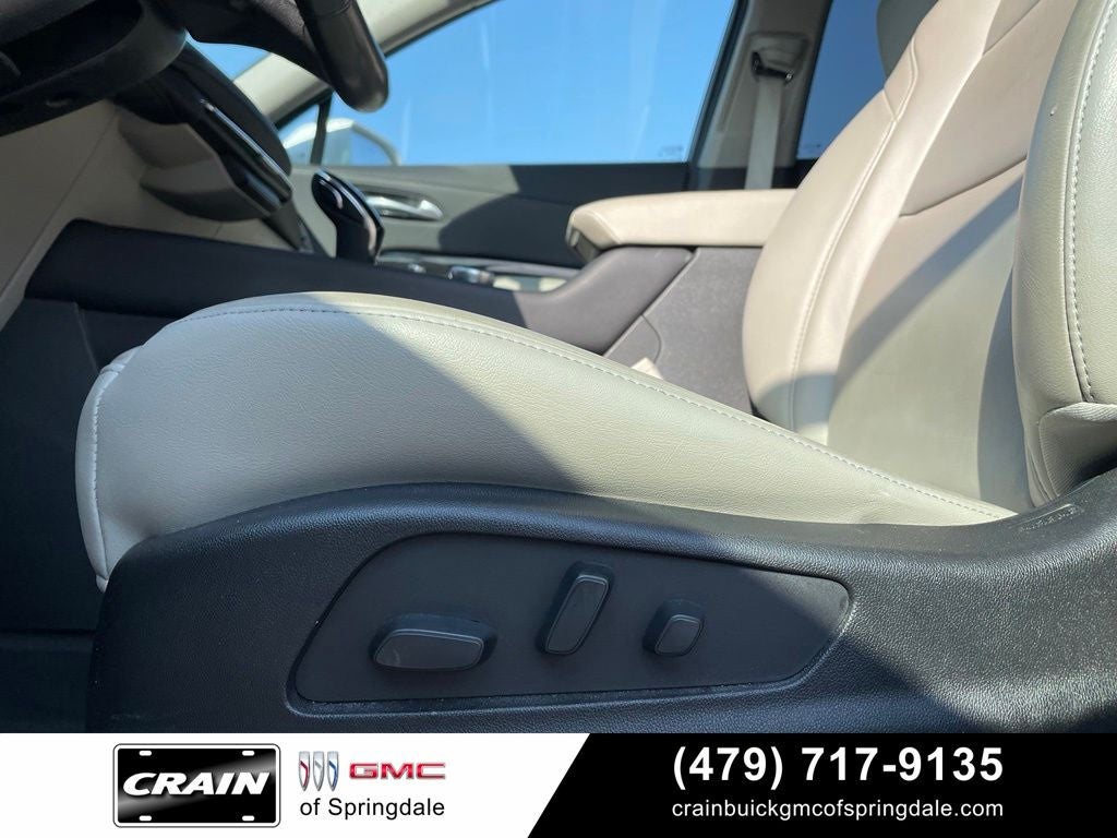 2020 Cadillac XT4 Premium Luxury