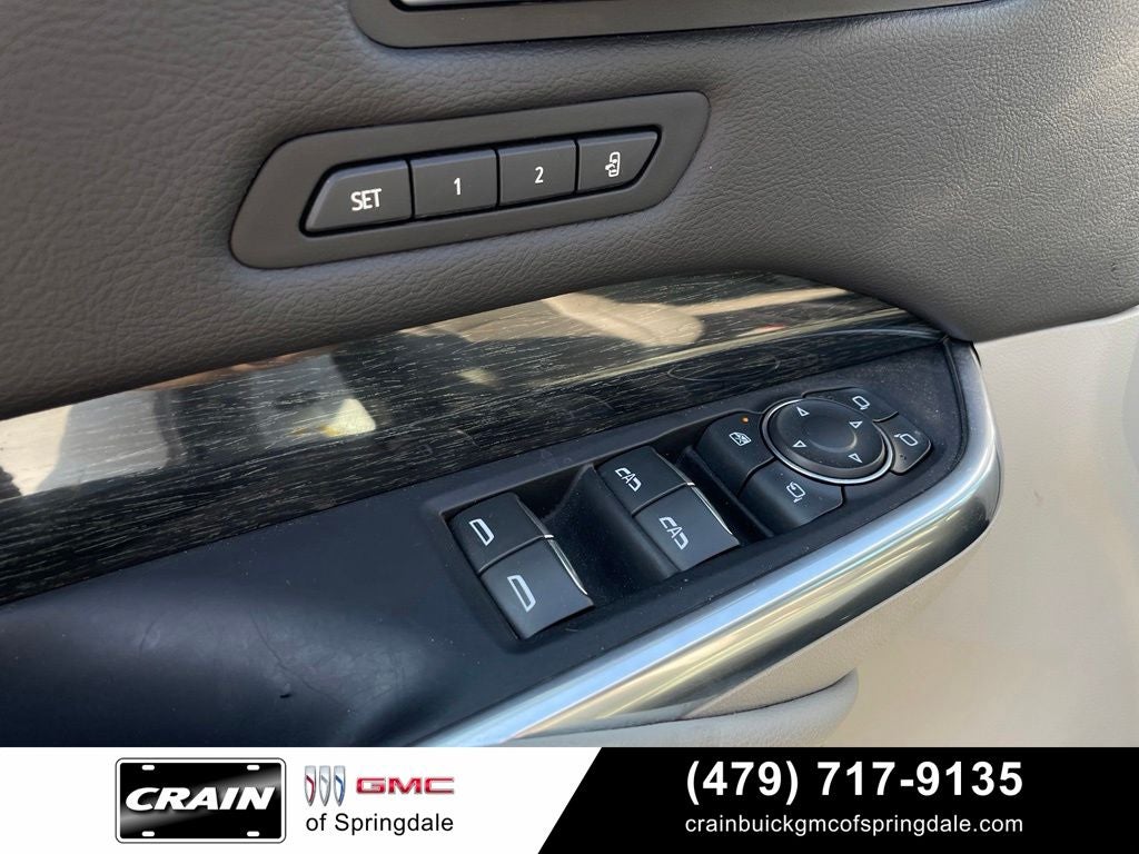 2020 Cadillac XT4 Premium Luxury