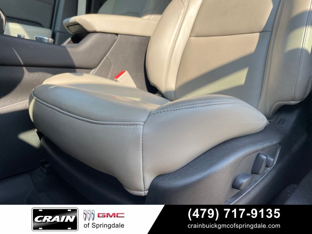 2020 Cadillac XT4 Premium Luxury