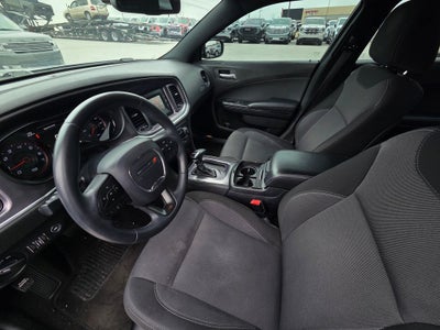 2017 Dodge Charger SE