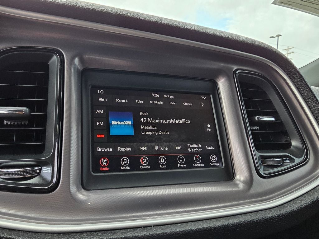 2022 Dodge Challenger SXT