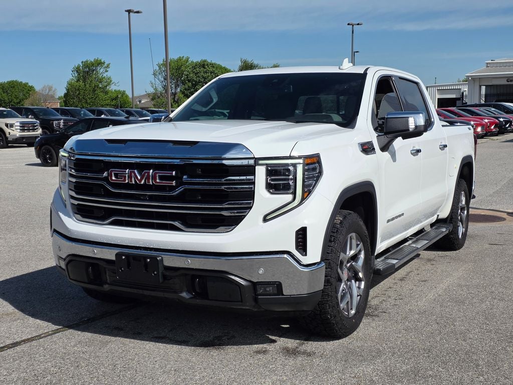2024 GMC Sierra 1500 SLT