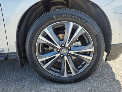 2019 Nissan Pathfinder Platinum
