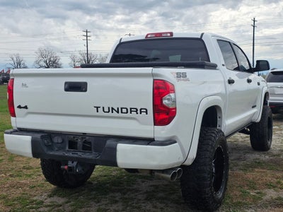 2017 Toyota Tundra SR5