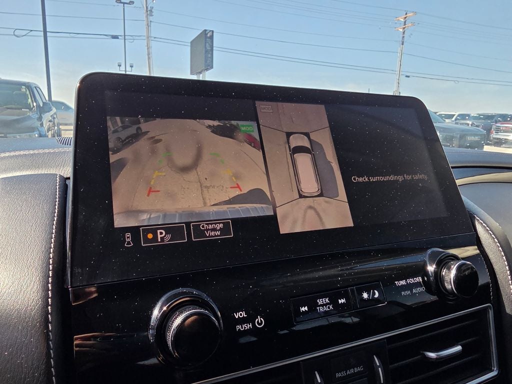 2024 INFINITI QX80 LUXE