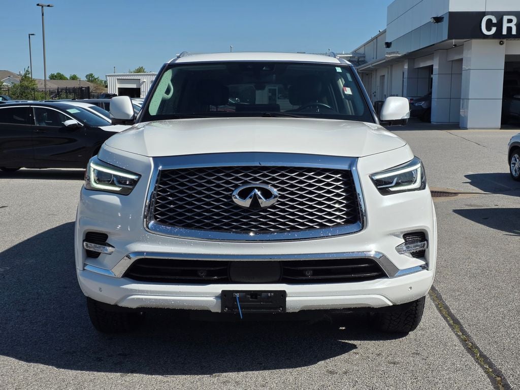 2024 INFINITI QX80 LUXE