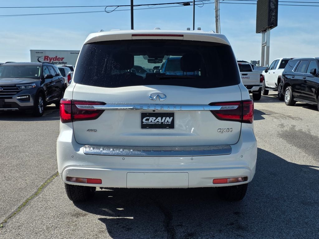2024 INFINITI QX80 LUXE