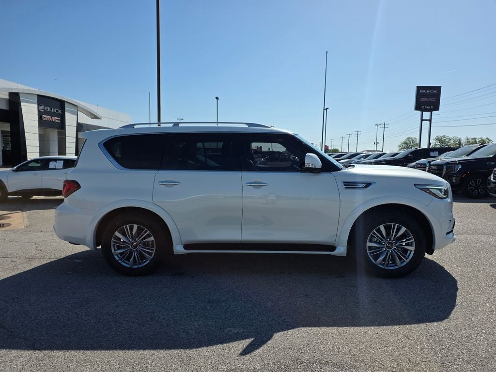2024 INFINITI QX80 LUXE
