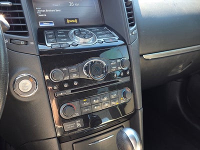 2017 INFINITI QX70 Base