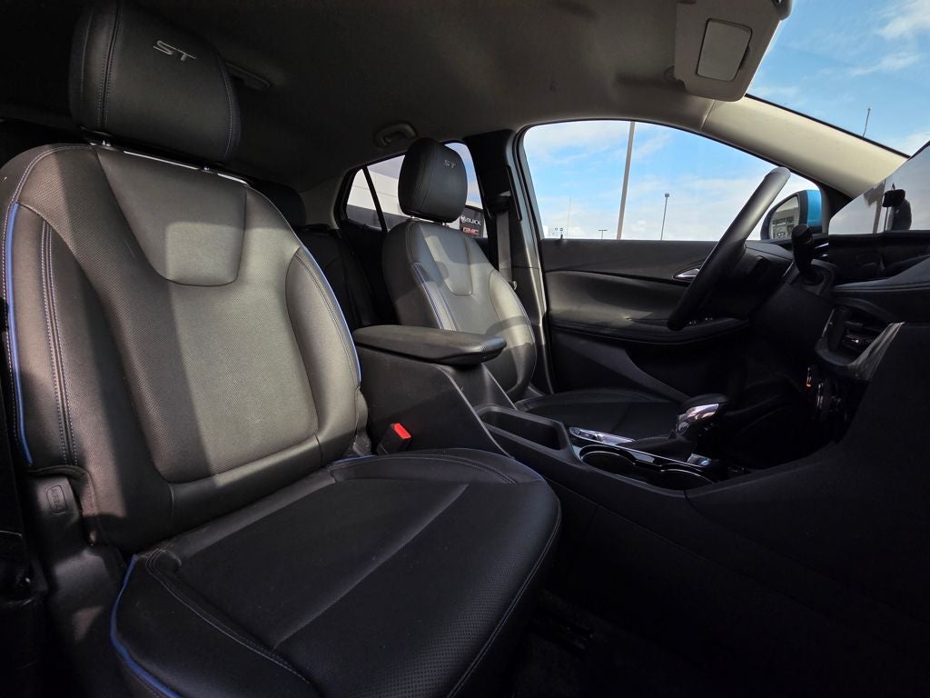 2025 Buick Encore GX Sport Touring