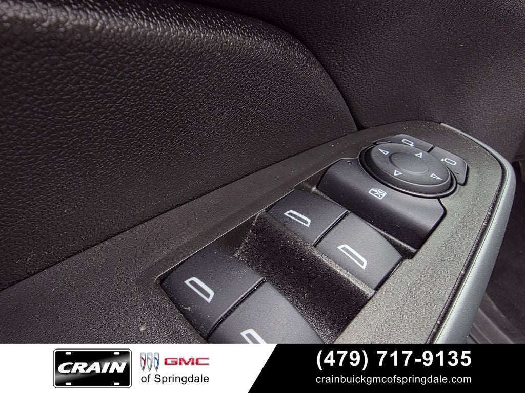 2025 Chevrolet Trax LS Conv / Heated Seats