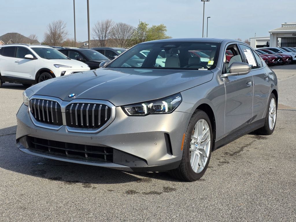 2024 BMW 5 Series 530i