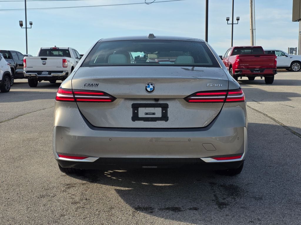 2024 BMW 5 Series 530i