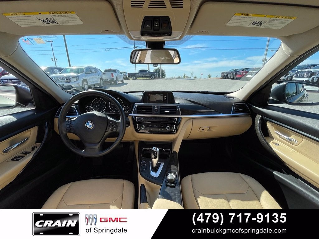 2017 BMW 3 Series 320i xDrive
