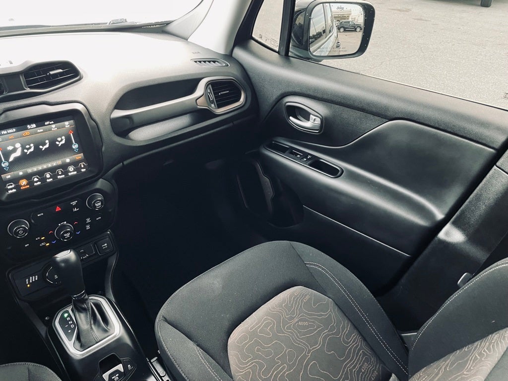 2023 Jeep Renegade Base