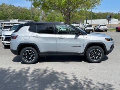 2024 Jeep Compass Trailhawk