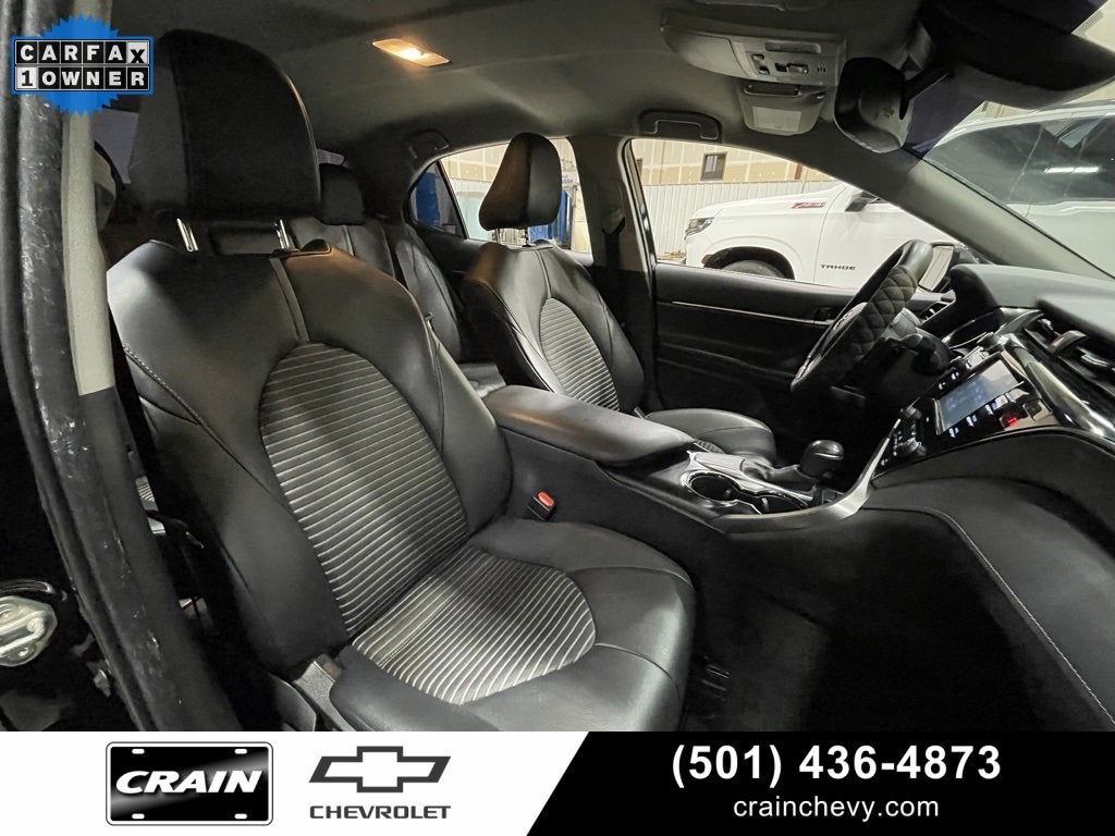 2020 Toyota Camry SE