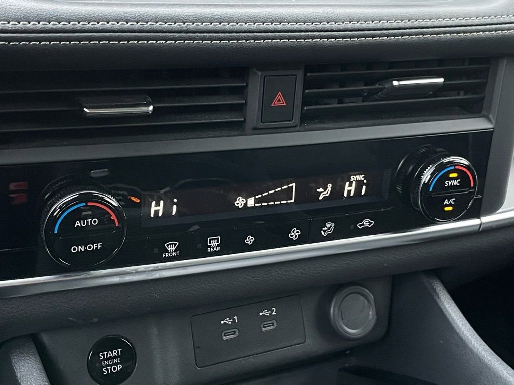 2025 Nissan Rogue SV