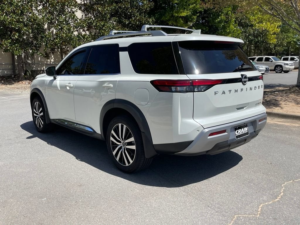2023 Nissan Pathfinder Platinum