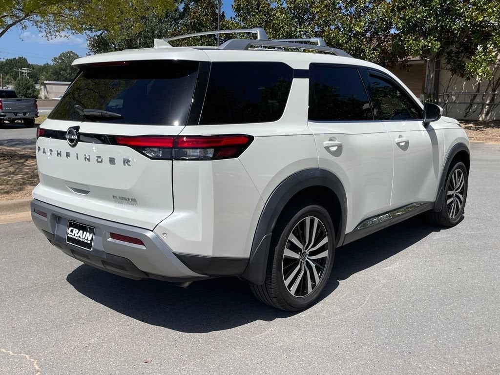 2023 Nissan Pathfinder Platinum