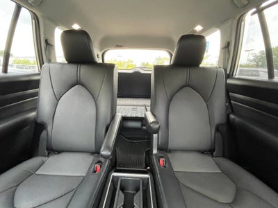 2025 Toyota Grand Highlander XLE