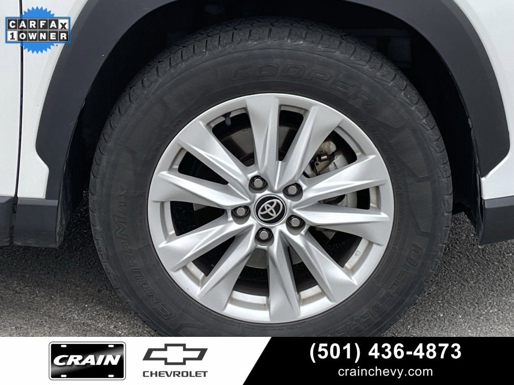 2023 Toyota Corolla Cross LE