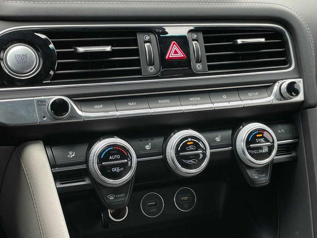 2022 Genesis G70 2.0T