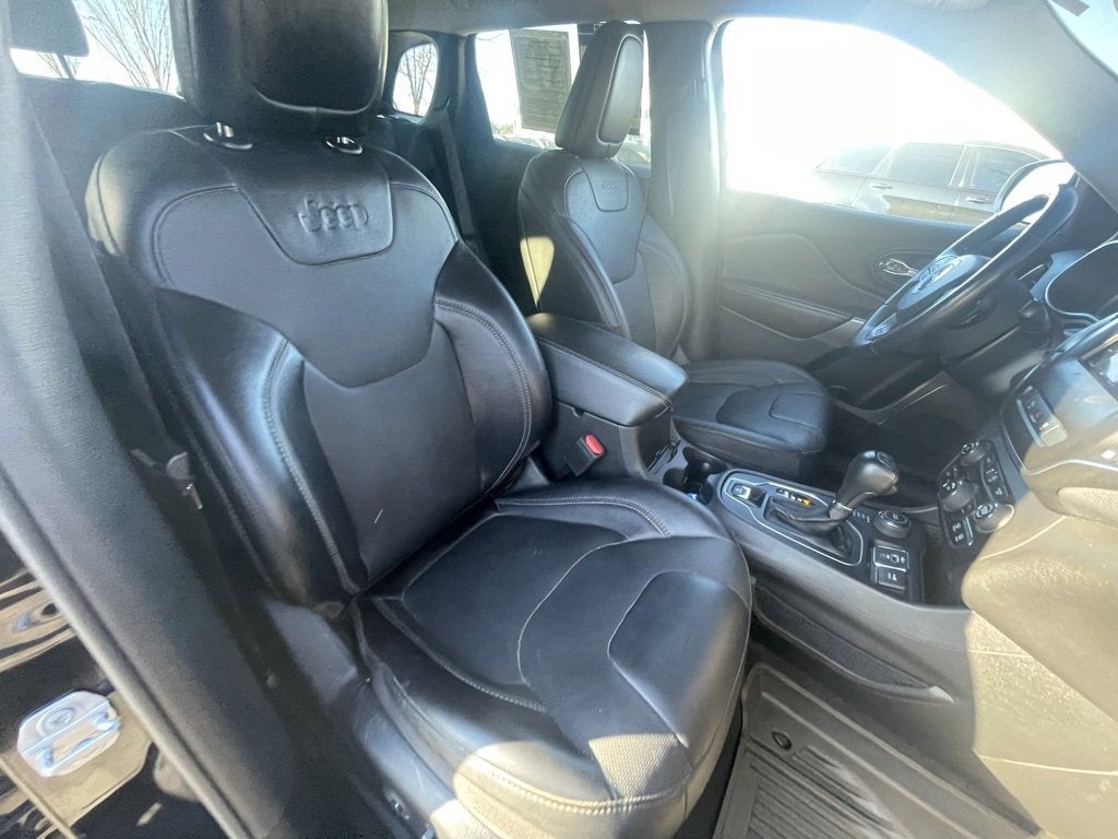 2021 Jeep Cherokee Latitude Lux