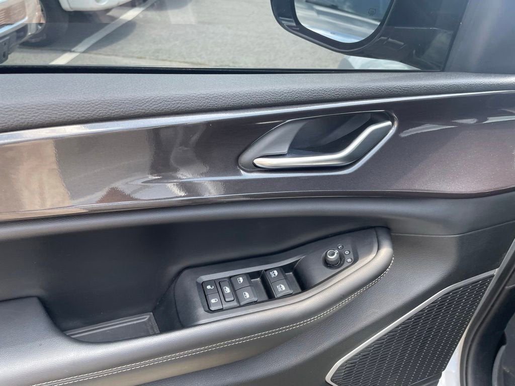 2022 Jeep Grand Cherokee L Altitude