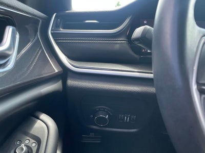 2022 Jeep Grand Cherokee L Altitude