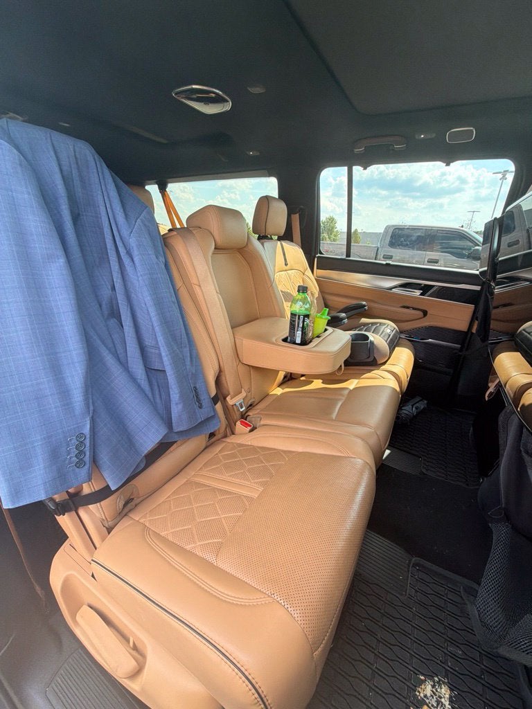 2023 Jeep Grand Wagoneer L Series III