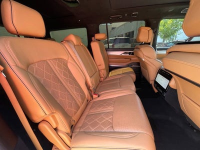 2022 Jeep Grand Wagoneer Series III