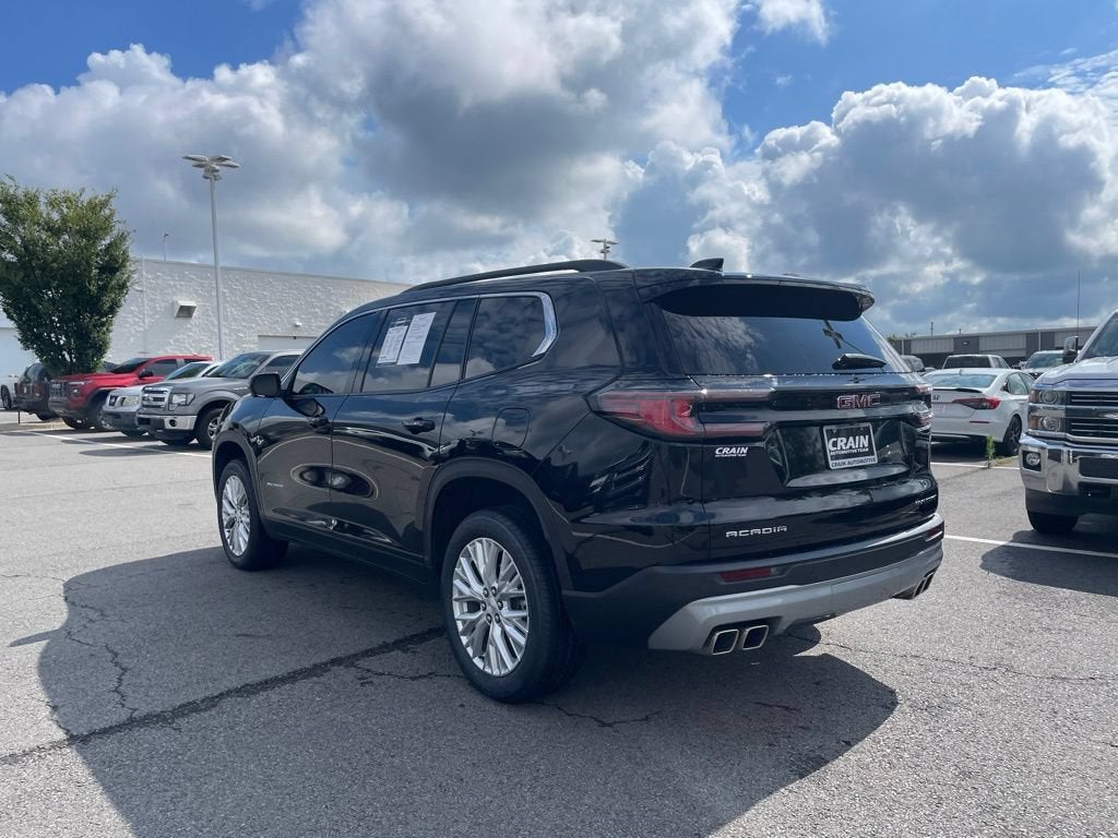 2024 GMC Acadia Elevation
