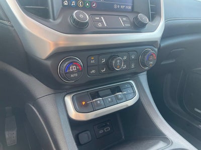 2021 GMC Acadia SLT