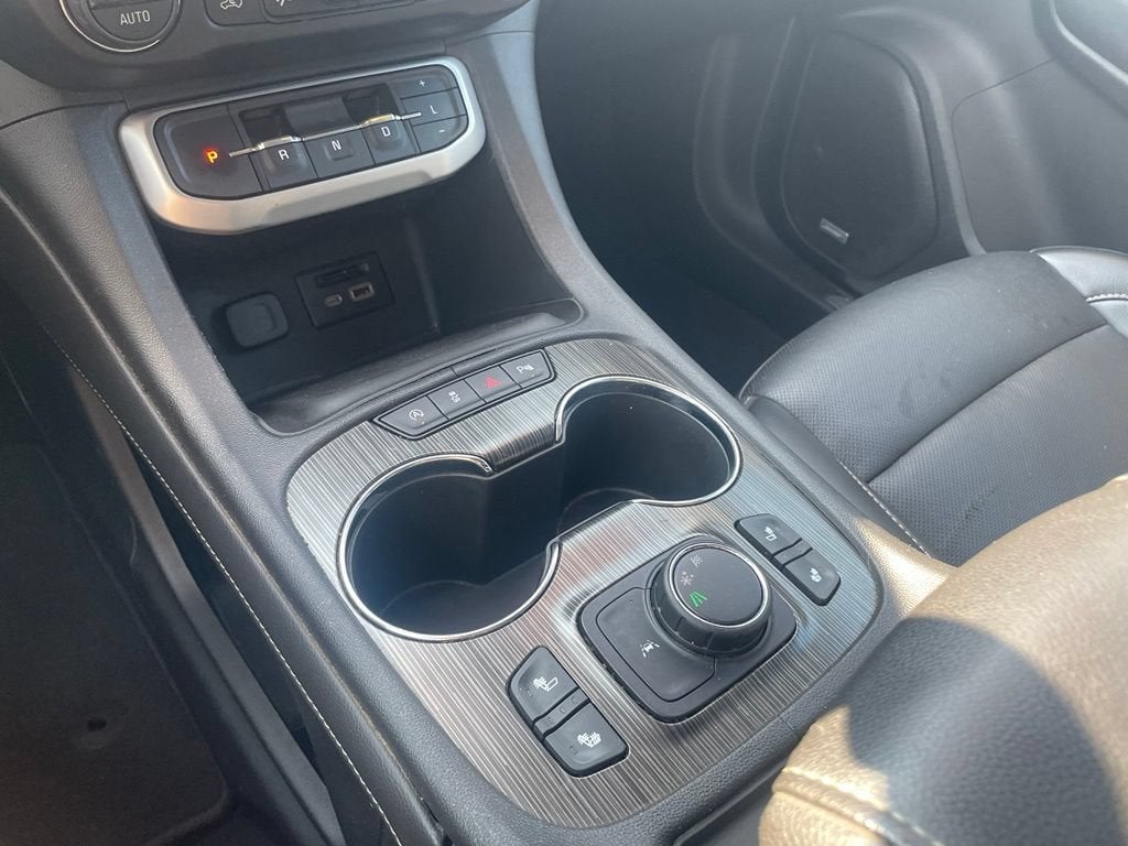 2021 GMC Acadia SLT