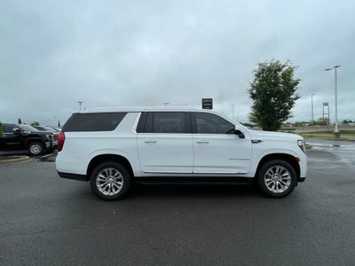 2023 GMC Yukon XL SLT