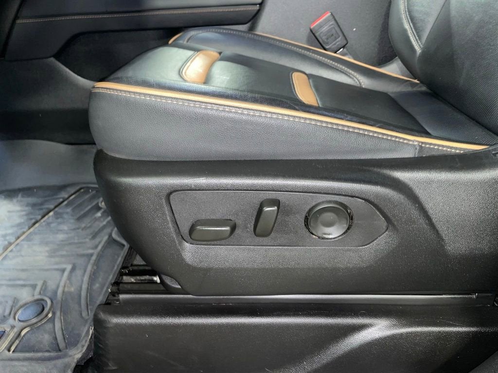 2024 GMC Yukon XL AT4